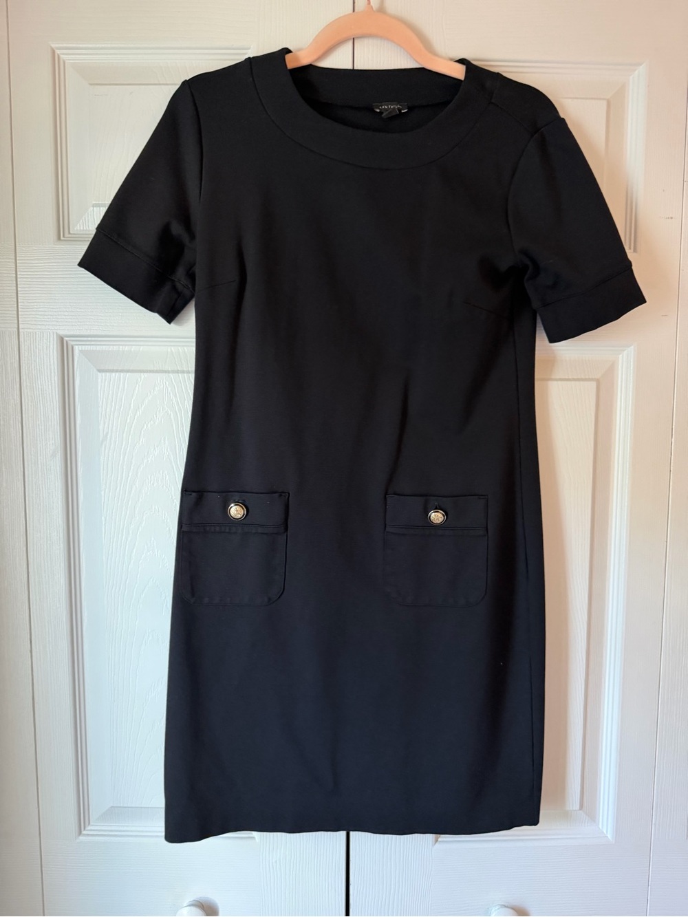 Ann Taylor Black Short-Sleeve Shift Dress with Pocket Buttons